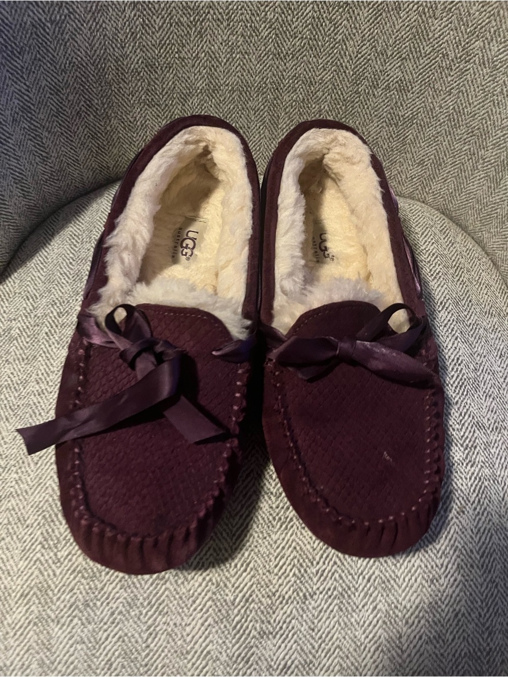 UGG Australia Burgundy Suede Moccasin Slippers – Approx. Women’s Size 9